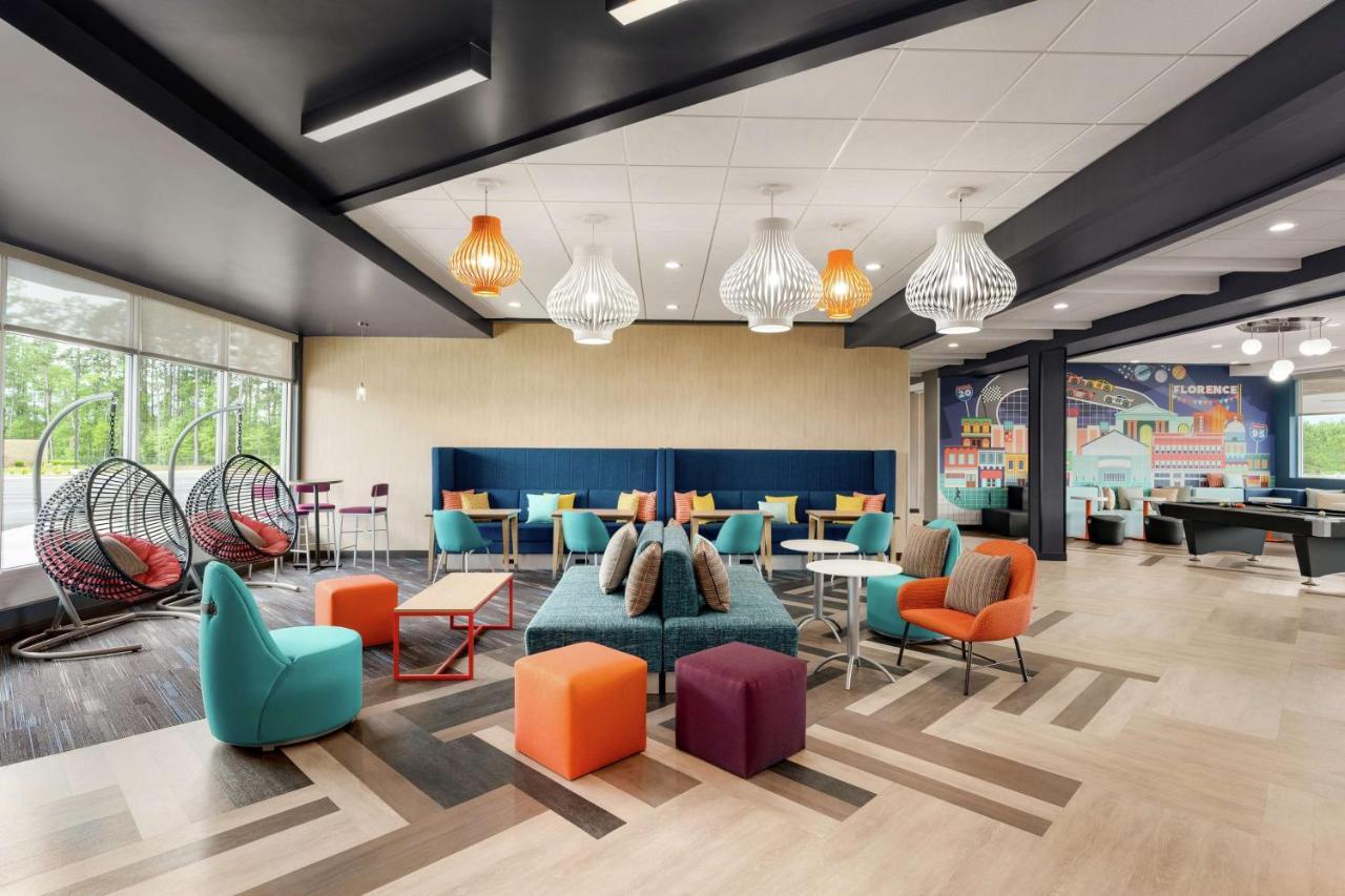 Tru By Hilton Florence I-95 Экстерьер фото