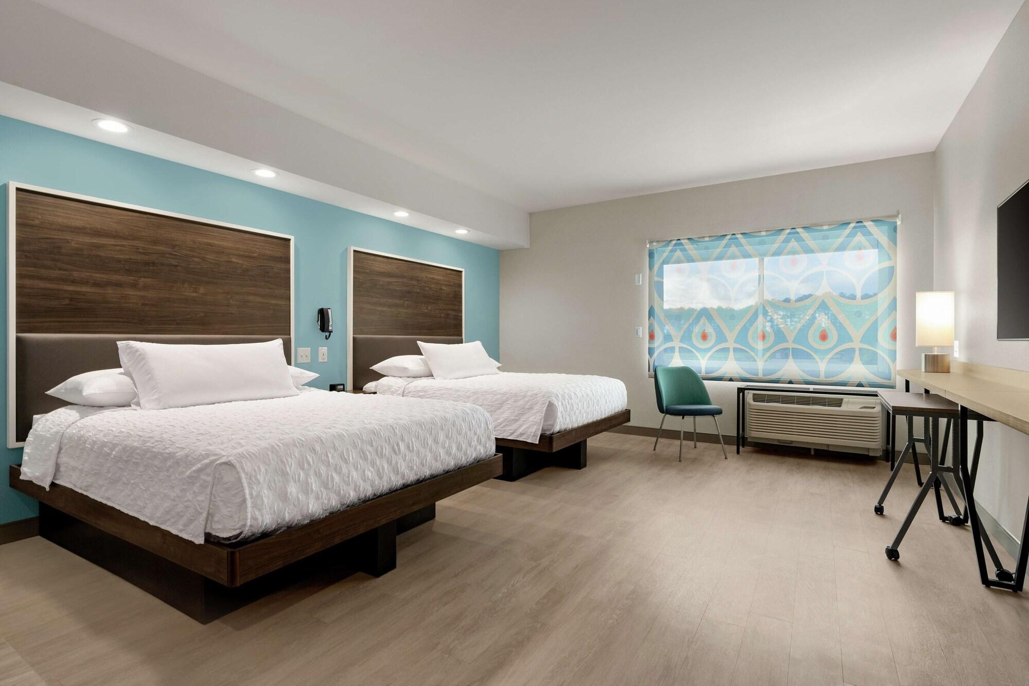 Tru By Hilton Florence I-95 Экстерьер фото
