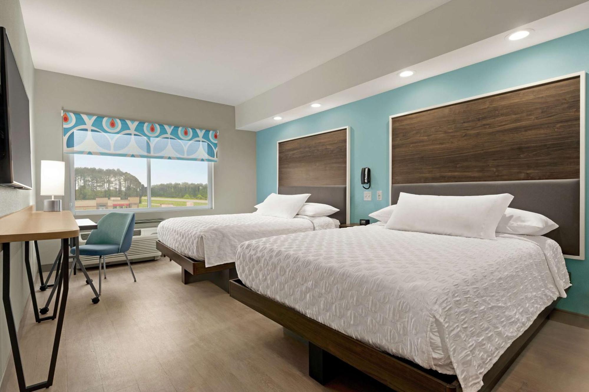 Tru By Hilton Florence I-95 Экстерьер фото
